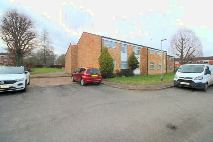 1 Bedroom Apartment To Rent In Millwards, Hatfield, AL10