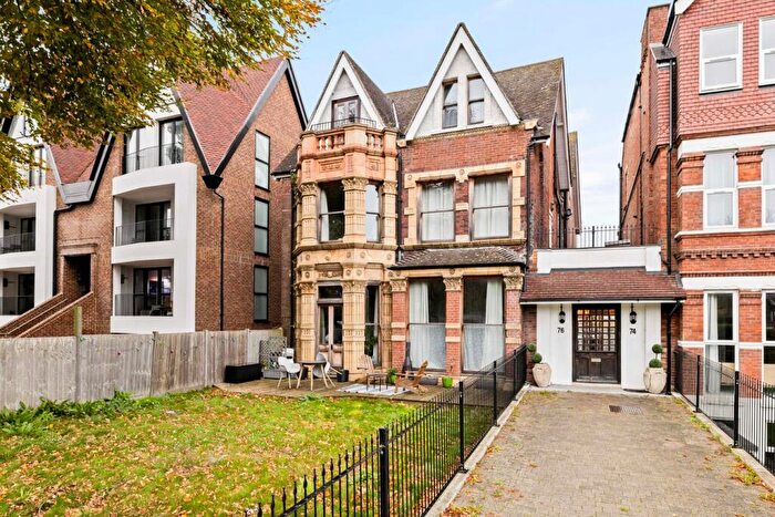 2 Bedroom Flat To Rent In Shorncliffe Road, Folkestone, CT20