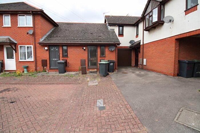 1 Bedroom Detached House To Rent In Barkers Piece, Bedford, MK43