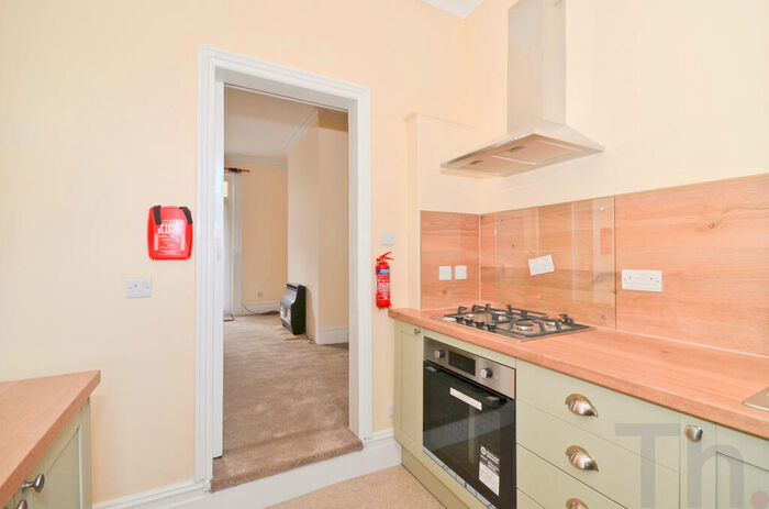 Studio To Rent In Granville Road, Totland Bay, Isle Of Wight, PO39