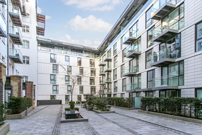 1 Bedroom Flat To Rent In Christopher Court, Leman Street, London, E1