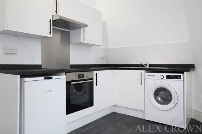 1 Bedroom Flat To Rent In Navigator Square, Archway, N19