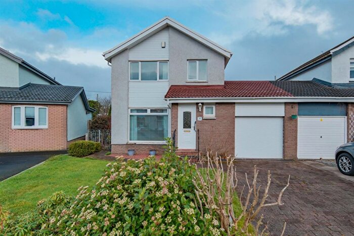 3 Bedroom Property For Sale In Blenheim Court, Carluke, ML8