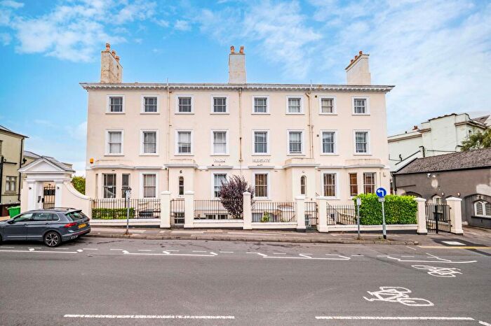 2 Bedroom Apartment To Rent In The Ropewalk, Nottingham, NG1