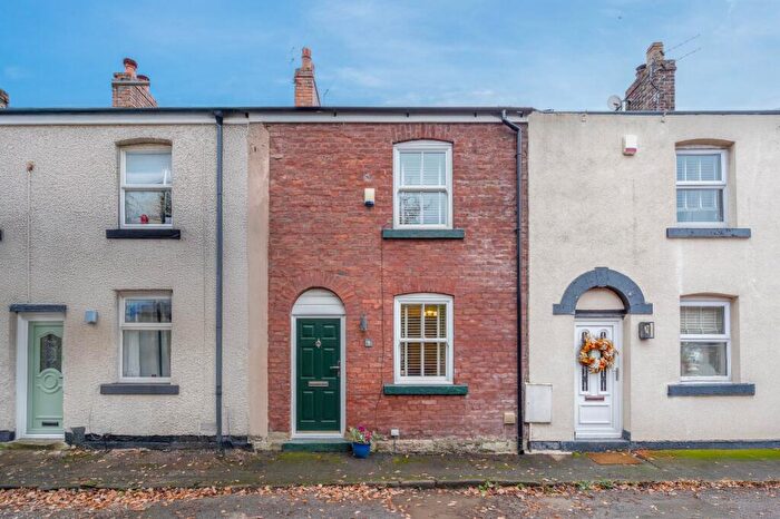 2 Bedroom Terraced House For Sale In Shepley Lane, Marple, SK6