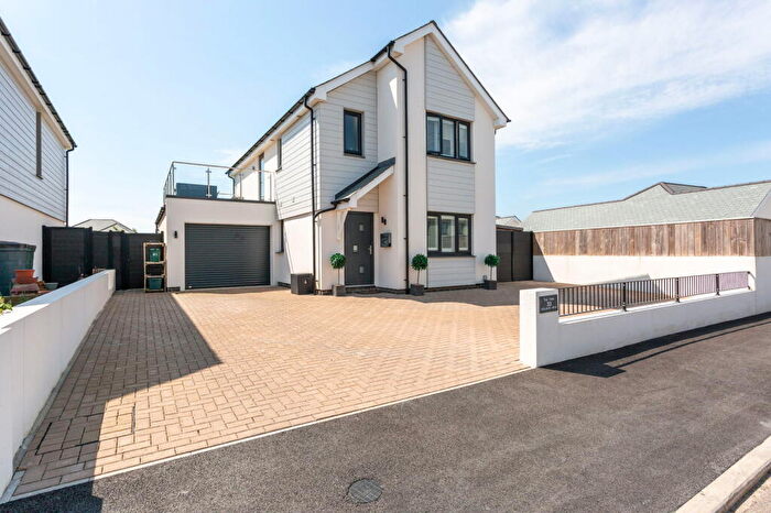 3 Bedroom Detached House For Sale In Westward Ho!, North Devon, EX39