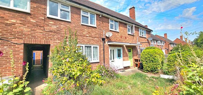 1 Bedroom Maisonette For Sale In Gray Road, Cherry Hinton, Cambridge, CB1