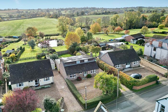 4 Bedroom Detached House For Sale In High Street, Ravensthorpe, NN6