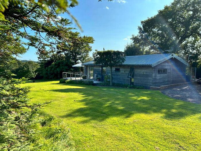 2 Bedroom Detached House To Rent In Little Hayes Aylesbeare, EX5