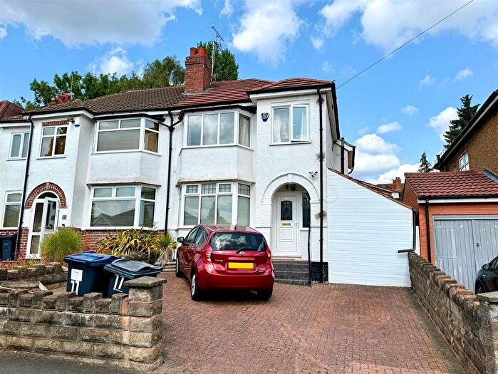 3 Bedroom Property To Rent In Weymoor Road, Harborne, Birmingham, B17