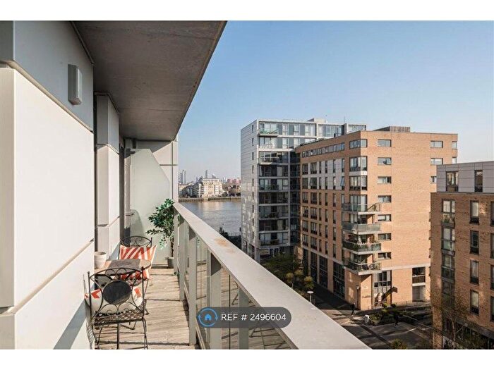 2 Bedroom Flat To Rent In Dowells Street, London, SE10