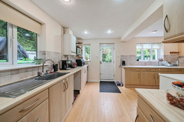 4 Bedroom Detached House For Sale In Lynams, Church Crookham, Fleet, GU52