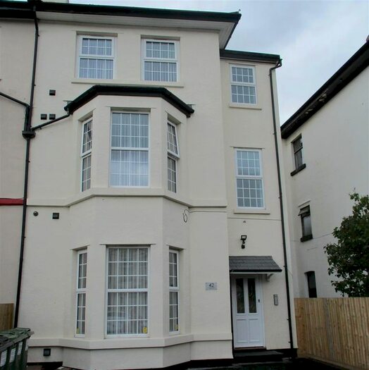 2 Bedroom Flat To Rent In Trafalgar Road, Wallasey, CH44