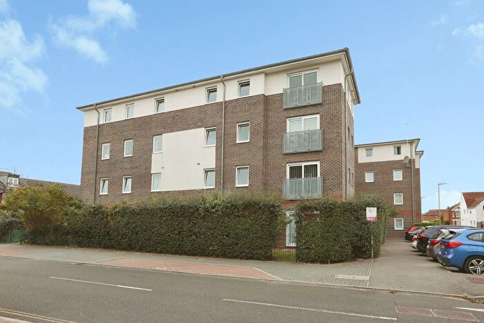 2 Bedroom Flat For Sale In Cranbury Road, Eastleigh, Hampshire, SO50