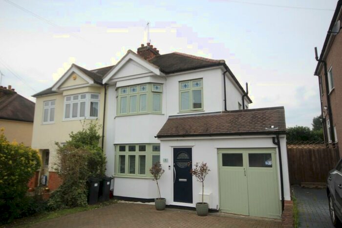 3 Bedroom Semi-Detached House To Rent In West Way, Brentwood, Essex, CM14