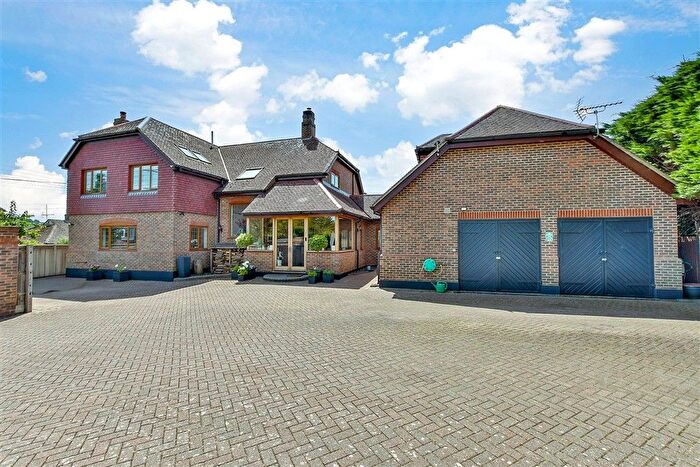 5 Bedroom Detached House For Sale In Cooling Street, Cliffe, Rochester, Kent, ME3