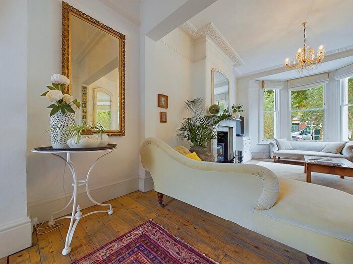 4 Bedroom Terraced House To Rent In Walsingham Road, Hove, BN3
