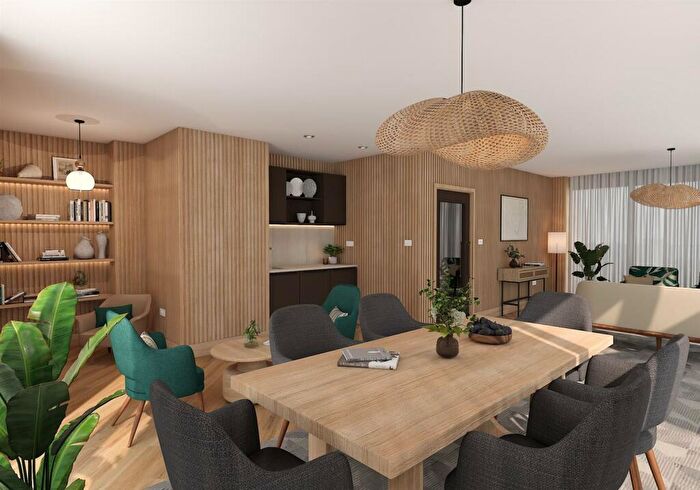 2 Bedroom Retirement Property For Sale In Lindfield Place, BN11