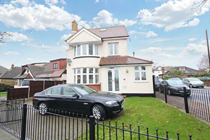 4 Bedroom Detached House To Rent In Western Road, Leigh On Sea, SS9