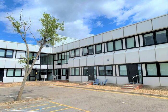 1 Bedroom Flat To Rent In Welton Road, Swindon, SN5