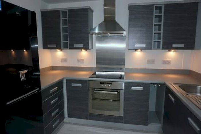 1 Bedroom Apartment To Rent In Bouverie Court, Leeds, West Yorkshire, LS9