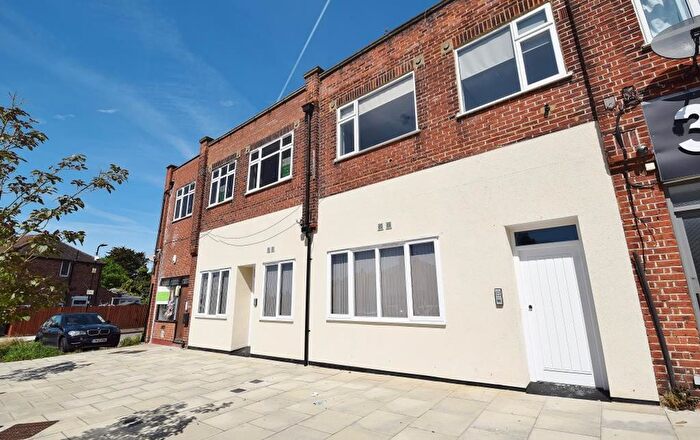 1 Bedroom Property To Rent In Wood End Gardens, Northolt, UB5