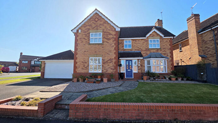 4 Bedroom Detached House For Sale In Millholme Close, Southam, CV47