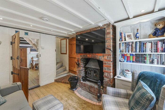2 Bedroom End Of Terrace House For Sale In Maidstone Road, Nettlestead, ME18