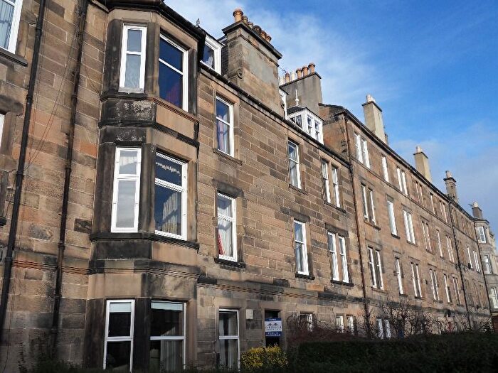 2 Bedroom Flat To Rent In Maxwell Street, Morningside, Edinburgh, EH10