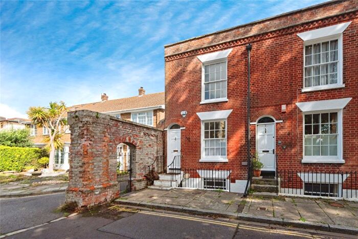 4 Bedroom End Terrace House For Sale In Gloucester View, Southsea, Hampshire, PO5