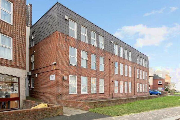 1 Bedroom Flat To Rent In Lyon Street, Bognor Regis, PO21