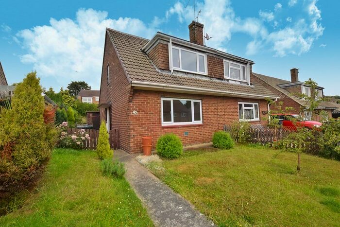 3 Bedroom Semi-Detached House To Rent In Royd Avenue, Millhouse Green, Sheffield, S36