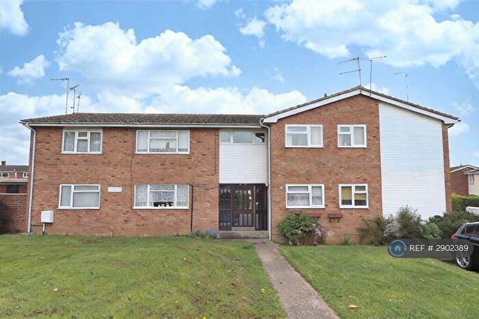 2 Bedroom Flat To Rent In Galleywood, Chelmsford, CM2