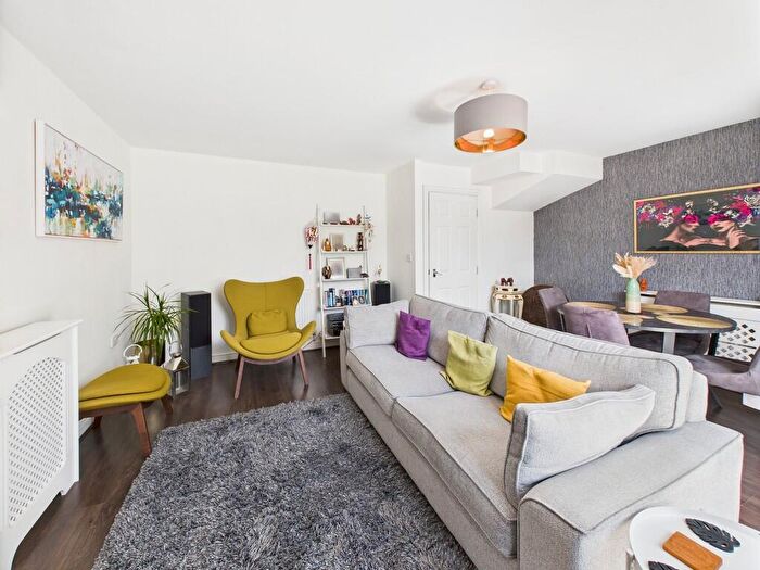 3 Bedroom Semi-Detached House For Sale In Vicars Cross Road, Vicars Cross, CH3