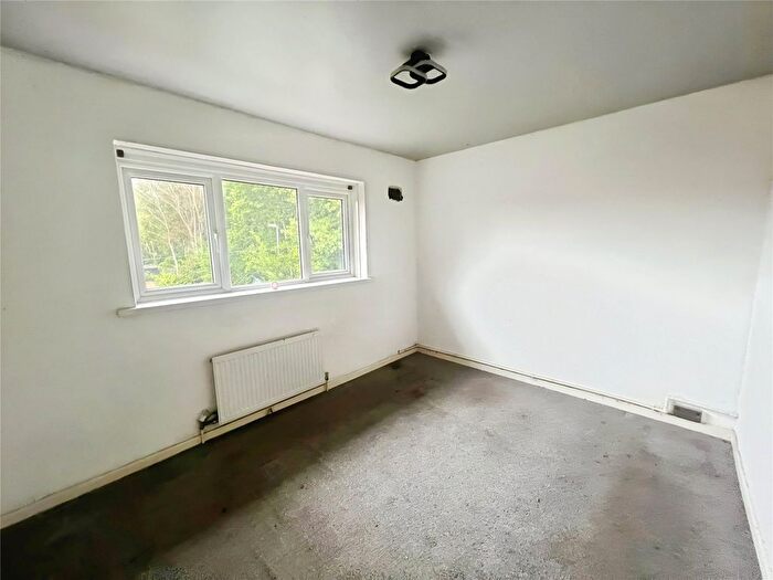 3 Bedroom Terraced House For Sale In Lamb Crescent, Wombourne, Wolverhampton, Staffordshire, WV5