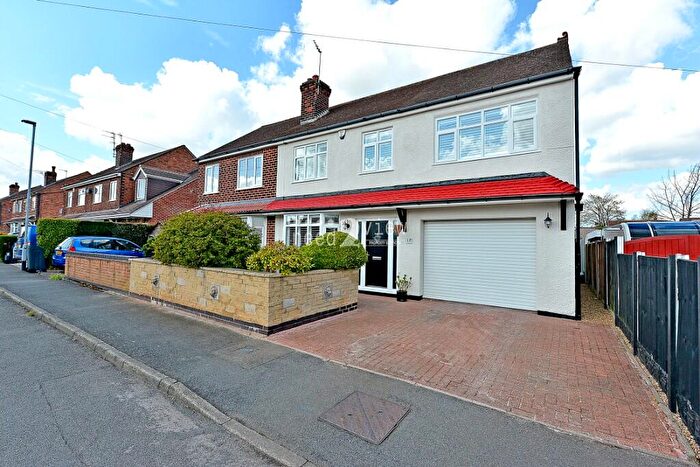 4 Bedroom Semi Detached House For Sale In Brookfield Avenue, Hucknall, Nottingham, Nottinghamshire, NG15