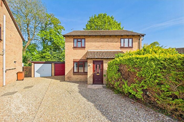 2 Bedroom Semi Detached House For Sale In All Saints Road, Poringland, Norwich, NR14