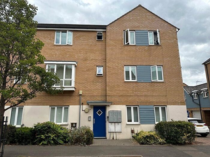 1 Bedroom Flat To Rent In Delves Way, Hampton Centre, Peterborough, PE7