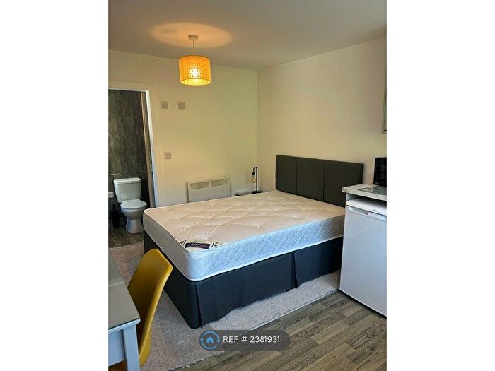 Studio To Rent In Maple Street, Clayton Le Moors, Accrington, BB5