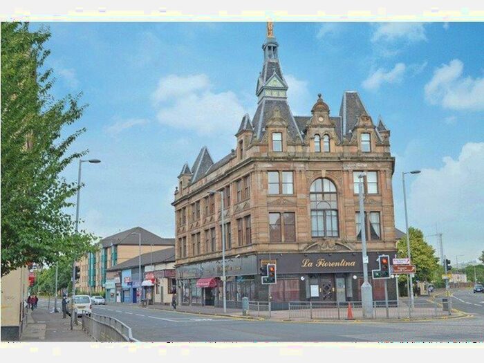 2 Bedroom Flat To Rent In Bed Furnished At Paisley Road West, Glasgow, G51