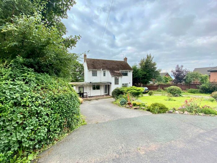 Houses for sale & to rent in CH60 9JZ, Broad Lane, Heswall Wirral