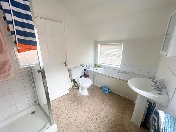 6 Bedroom Terraced House To Rent In **£pppw Excl Bills* Kimbolton Avenue, Lenton, - Uon, NG7