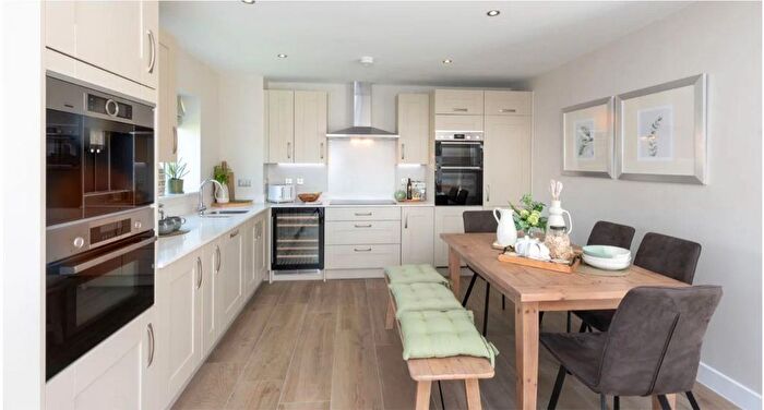 5 Bedroom Detached House For Sale In The Earlswood, Ravensden, Bedford, MK44