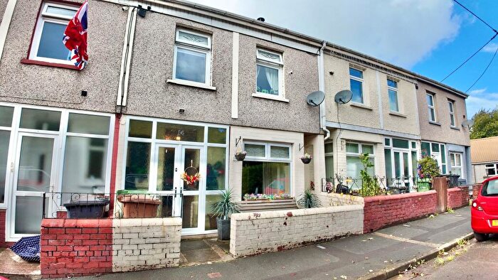 3 Bedroom Terraced House For Sale In Woodfield Street, Woodfieldside, NP12