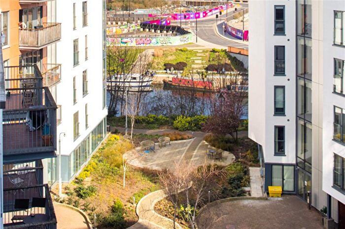 2 Bedroom Flat For Sale In Omega Works, Roach Road, Bow, London, E3 - Photo 8