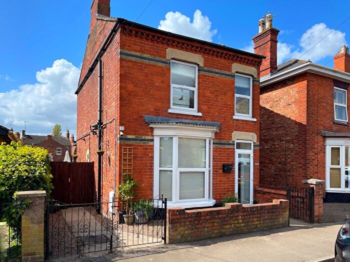 3 Bedroom Detached House For Sale In Cross Street, Spalding, PE11