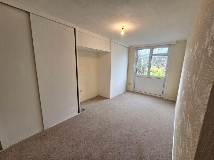 3 Bedroom End Of Terrace House For Sale In Chesters Avenue, Newcastle Upon Tyne, NE12