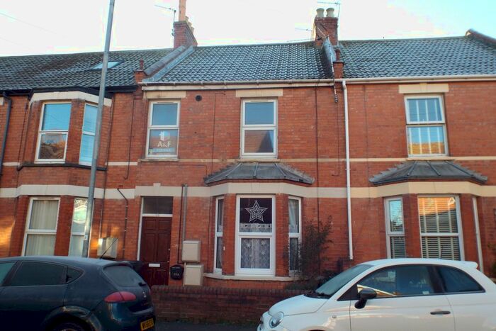 2 Bedroom Flat To Rent In Adam Street Burnham On Sea, Somerset, TA8