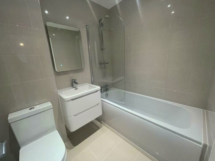 2 Bedroom Flat To Rent In Lovell House, St Nicholas Street, PE30