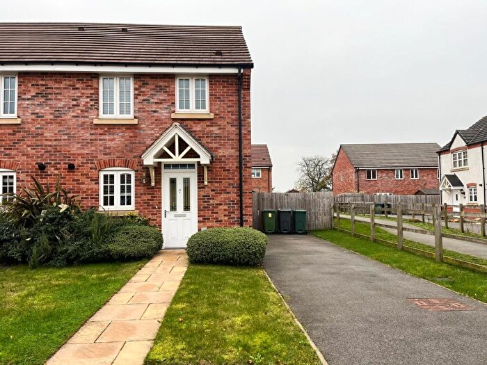 3 Bedroom Semi-Detached House To Rent In Skitteridge Wood Road, Derby, Derbyshire, DE22